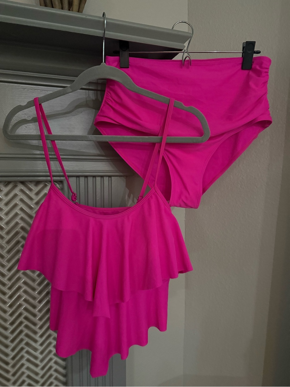 Ruffled Tankini Swim Set - Vibrant Pink